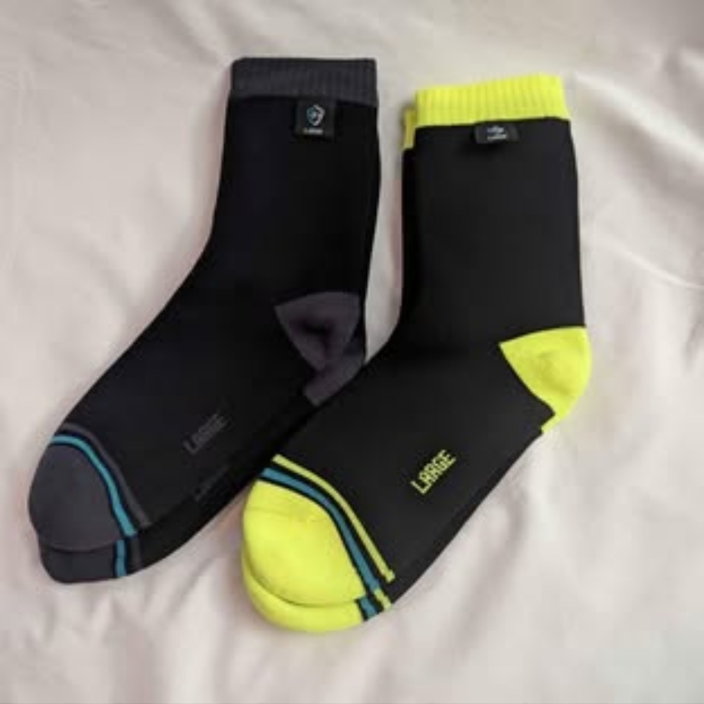 Essential Waterproof Socks Hiking Walking Set Of 2 Size Large